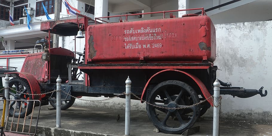 vintage, red, firetruck, parked, lorry, truck, vehicle, cargo, transportation, transport