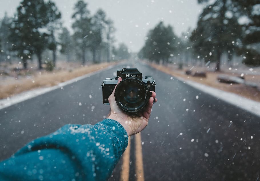 cámara, Nikon, lente, negro, fotografía, nieve, invierno, frío, desenfoque, mano