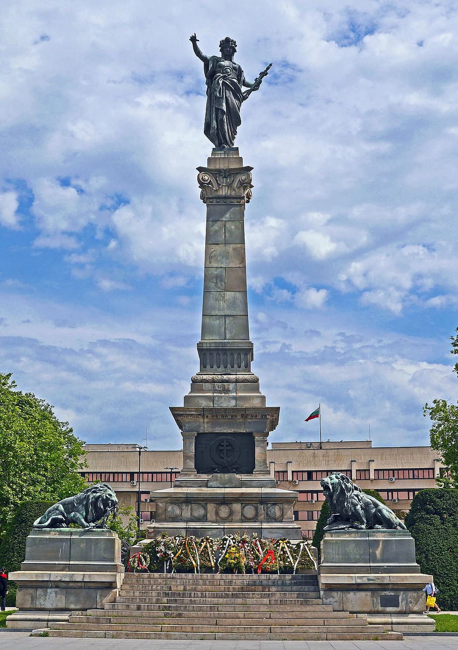 bulgária, monumento de libertação do povo, pilar, arquitetura, viagem, monumento, estátua, cidade, grinaldas, governo do distrito