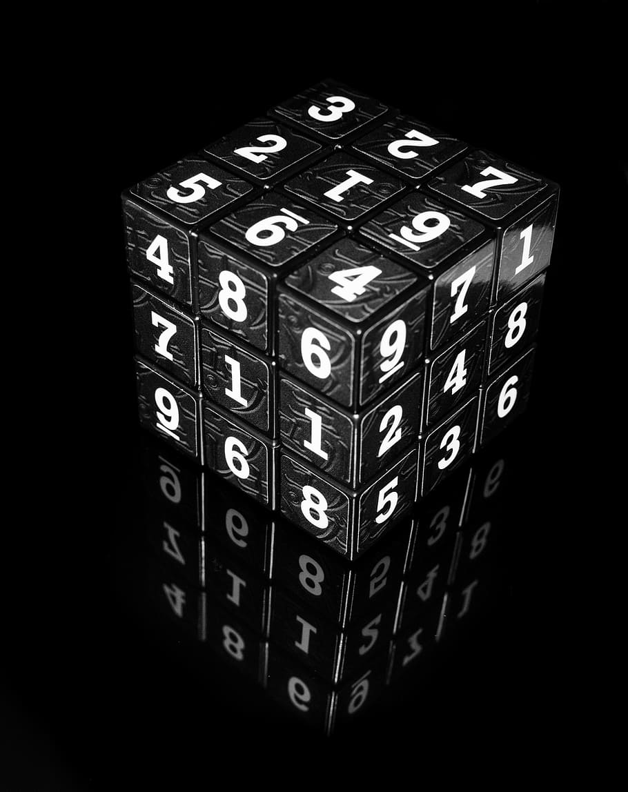 cubo, números, bloque, juego, cuadrado, entretenimiento, lógica, acertijo, rompecabezas, fondo negro