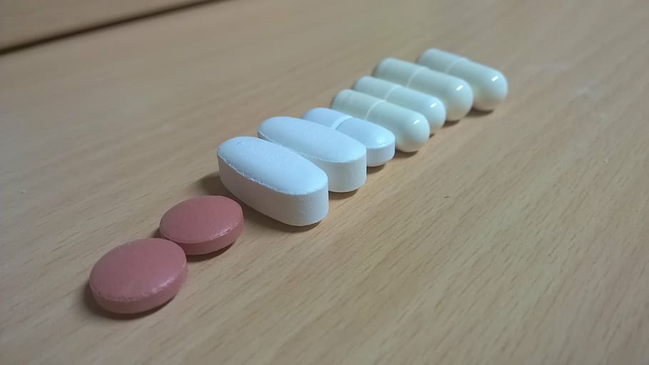 pil, tablet, kapsul, obat-obatan, farmasi, zat tambahan gizi, suplemen makanan, kesehatan dan obat-obatan, vitamin, penyakit