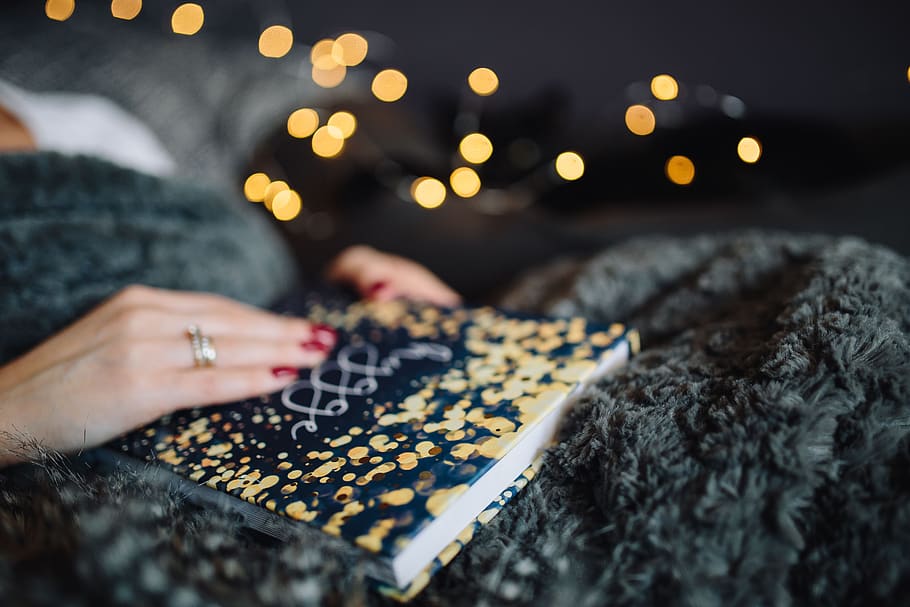 woman, home, book, reading, indoor, femine, cosy, cozy, fairy lights, Young