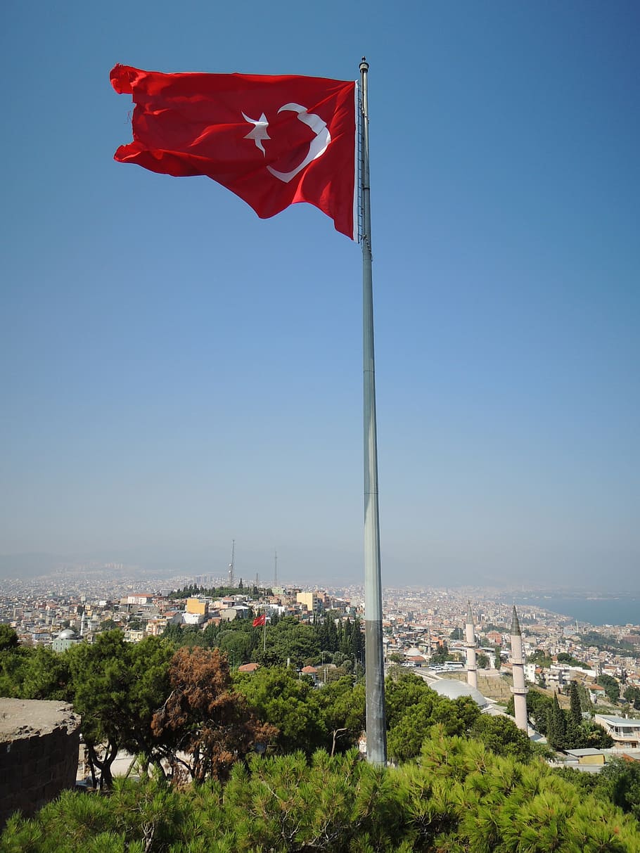 トルコの旗, トルコ, イズミル, ビュー, 都市, 旗, 赤, 月, 星, フラグ