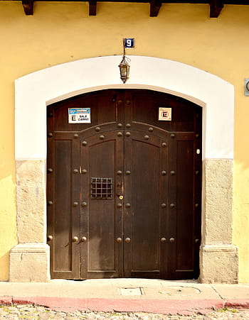 door-wood-wooden-door-texture-royalty-free-thumbnail.jpg