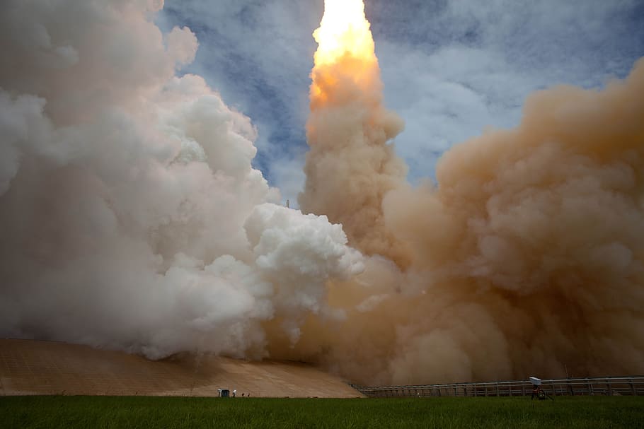 space shuttle, smoke, rocket, spaceship, florida, cape canaveral, flames, liftoff, blastoff, power
