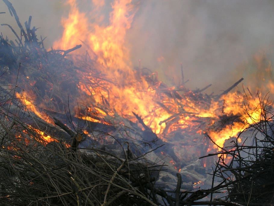 fogo da páscoa, fogo, páscoa, fogo - fenômeno natural, chama, queima, calor - temperatura, fumaça - estrutura física, natureza, inferno