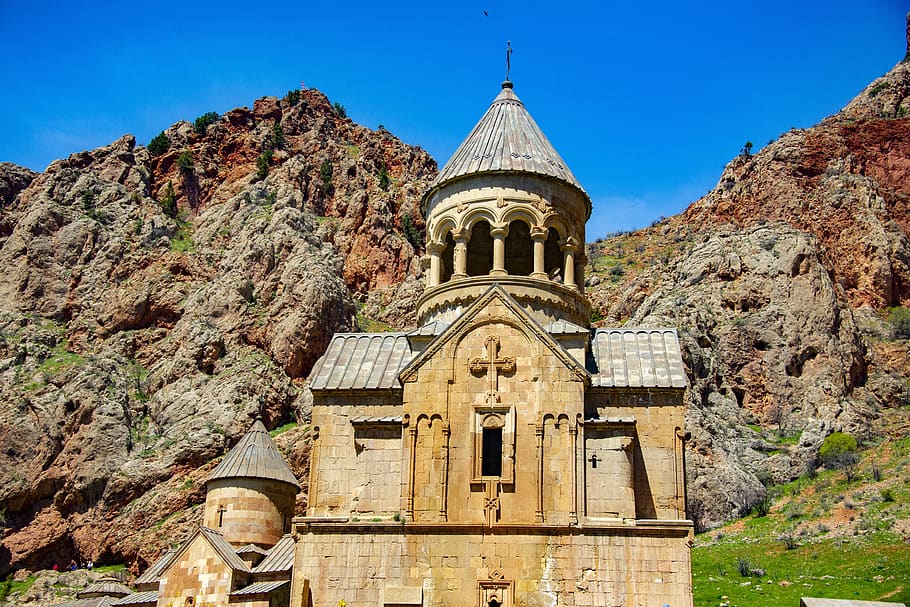 noravank, armenia: places to visit in Armenia