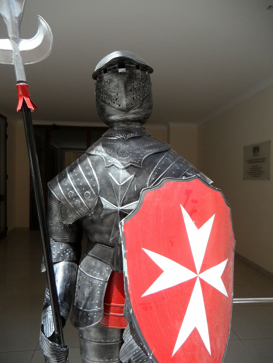 knight, armor, ritterruestung, malta, knights, order of malta, valletta, historically, middle ages, human representation
