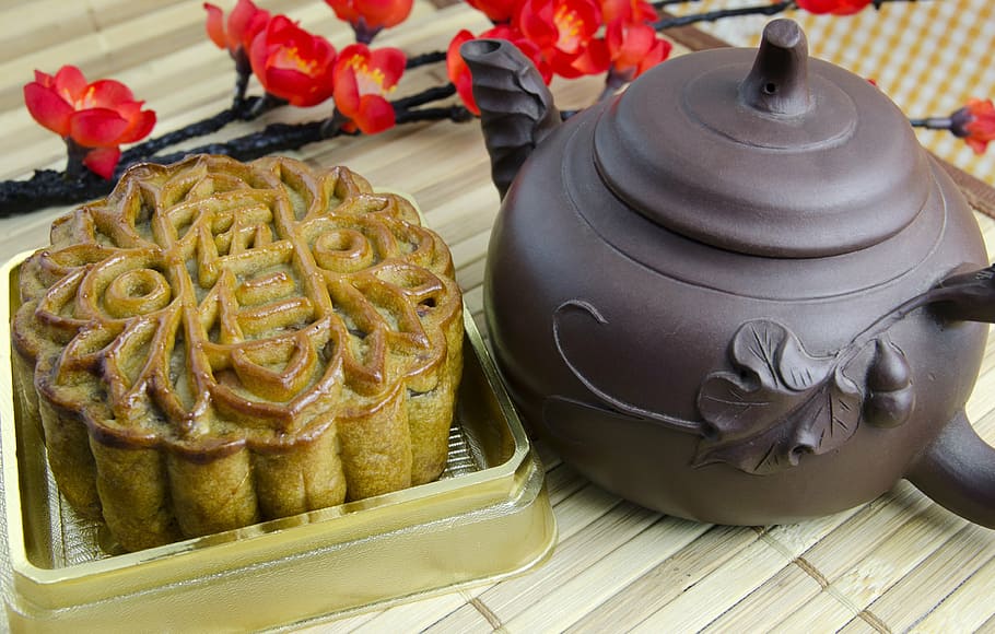 mooncake, mooncakes, lotus filling, pastry, sweets, asian, chinese food, china, food and drink, food
