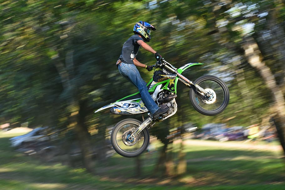 sepeda, cepat, roda, helm, ras, motorcross, dirtbike, motion blur, kecepatan, melompat