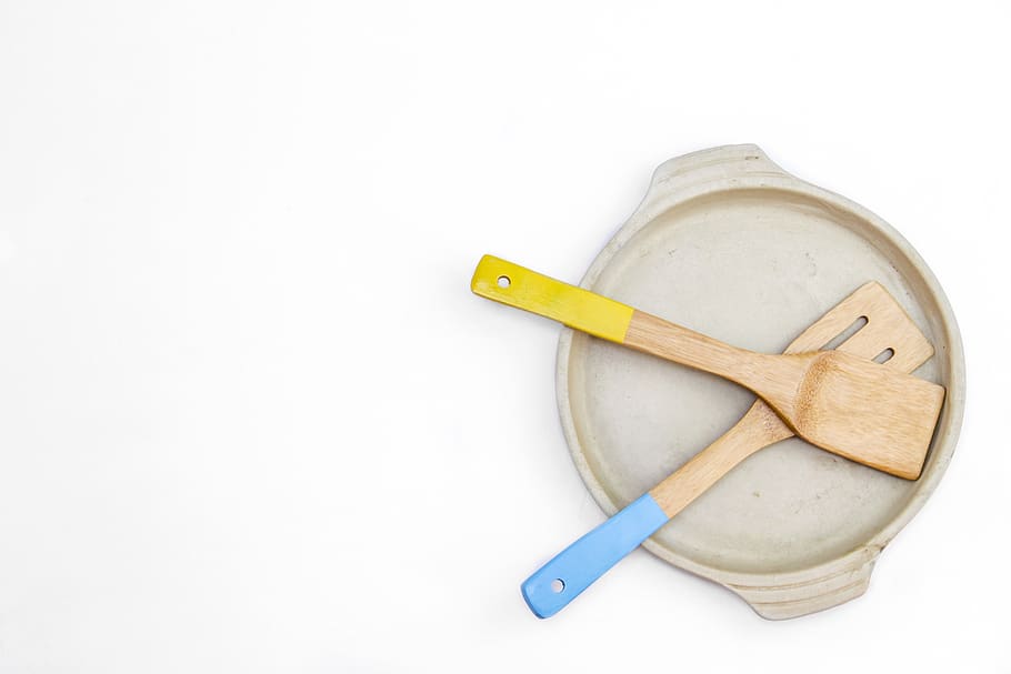 wooden, spatula, isolated, cooking, pan, plate, bowl, dish, baking, copy space