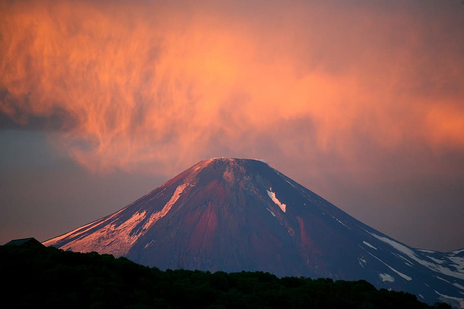 volcano, sunset, clouds, mountains, nature, evening, height, fog, slopes, hill