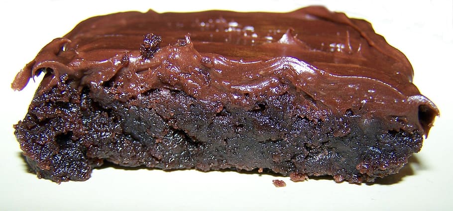 brownies, diisi, topping cokelat, brownies coklat, kue, makanan, manis, hidangan penutup, lezat, lapisan gula