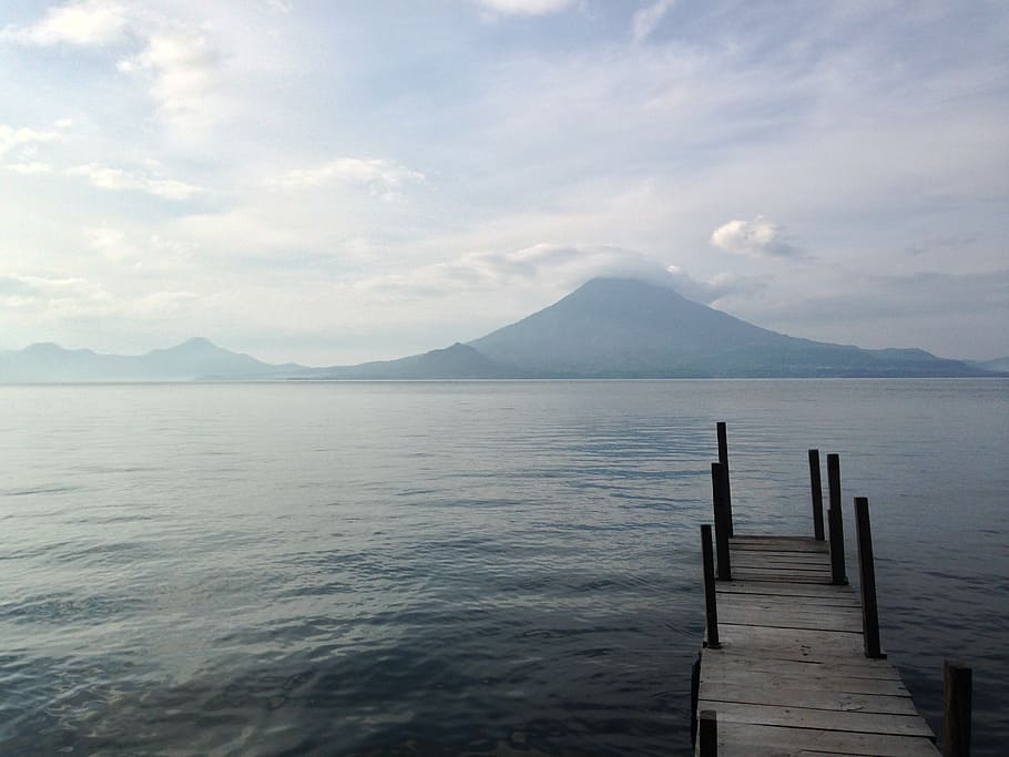 Lago de Atitlán, Guatemala, volcán, muelle, montaña, pintorescos - naturaleza, agua, belleza en la naturaleza, escena tranquila, cielo