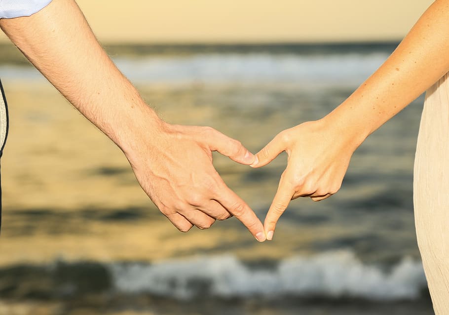 hati, hebat, cinta, tangan manusia, bagian tubuh manusia, dua orang, tangan, emosi positif, kebersamaan, hubungan pasangan