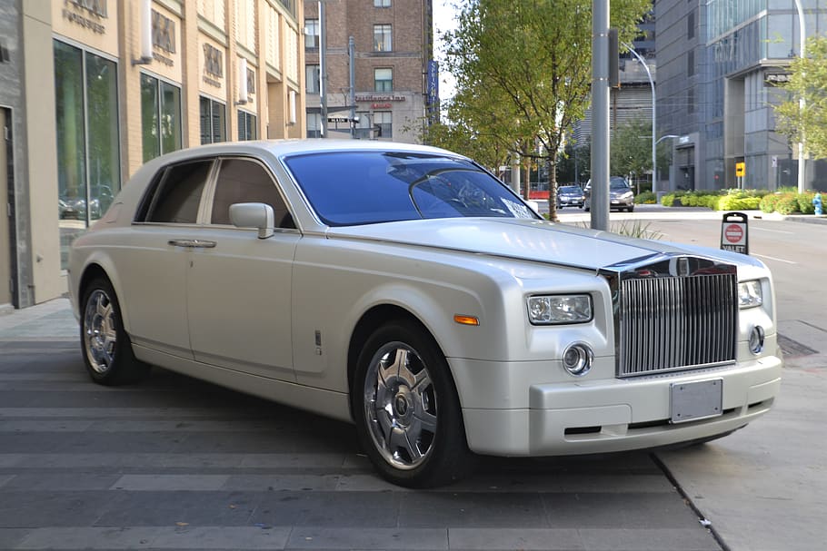 rolls royce, luxury car, street, hotel, emblem, rolls, expensive, limousine, automotive, classic