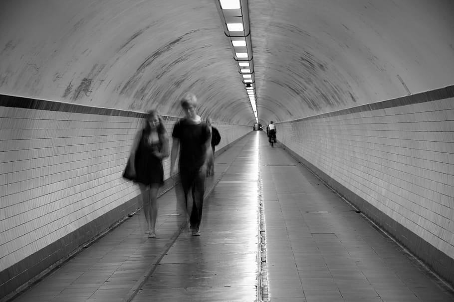 st anna tunnel, antwerp, hitam putih, berjalan, angkutan, kereta bawah tanah, kendaraan umum, gerakan, gerakan kabur, terowongan