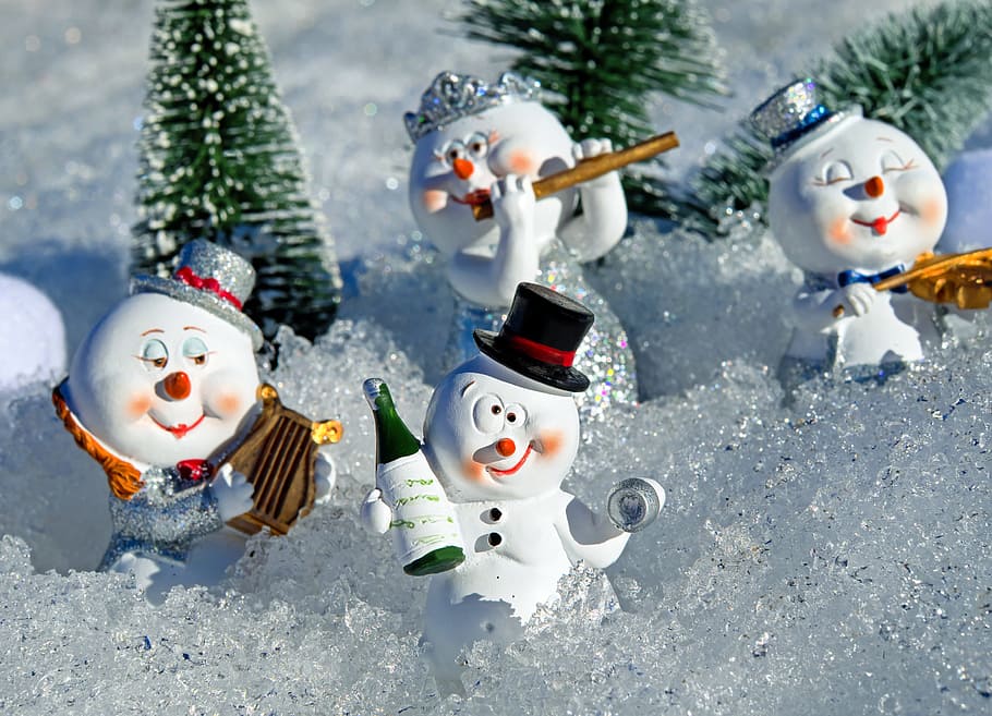 four, snowman, ceramic, figurines, snow man, wine, drink, alcohol, drunk, eismann