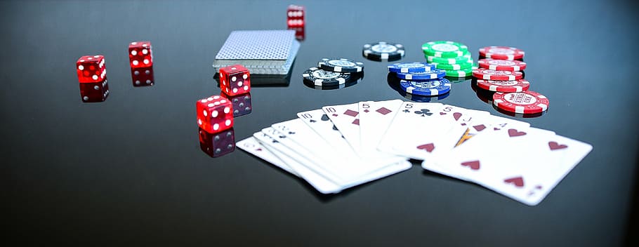 póquer, conjunto, preto, superfície, jogo, jogar, jogos de azar, sorte, dados da sorte, dados