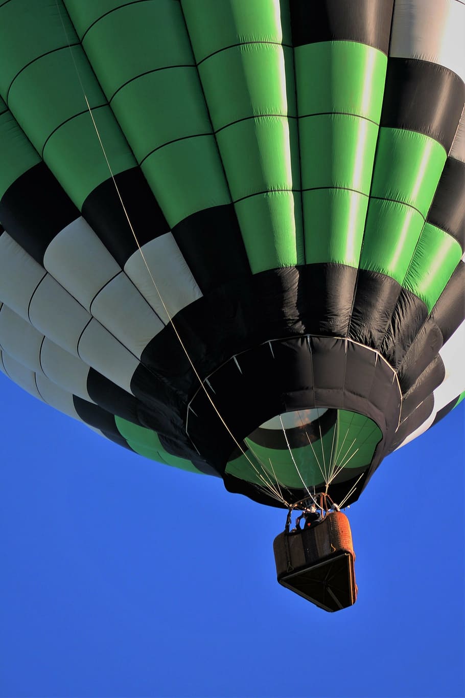 hot air balloon, albuquerque balloon fiesta, balloons, sky, colorful, blue, pattern, flight, travel, fun