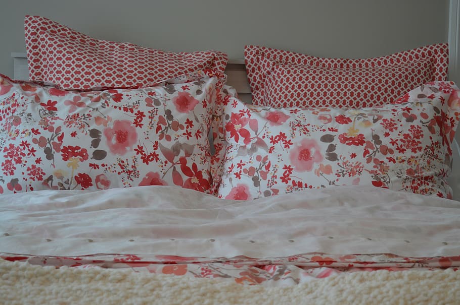 white, red, gray, floral, bedding, set, pillows, bed, bedroom, linens