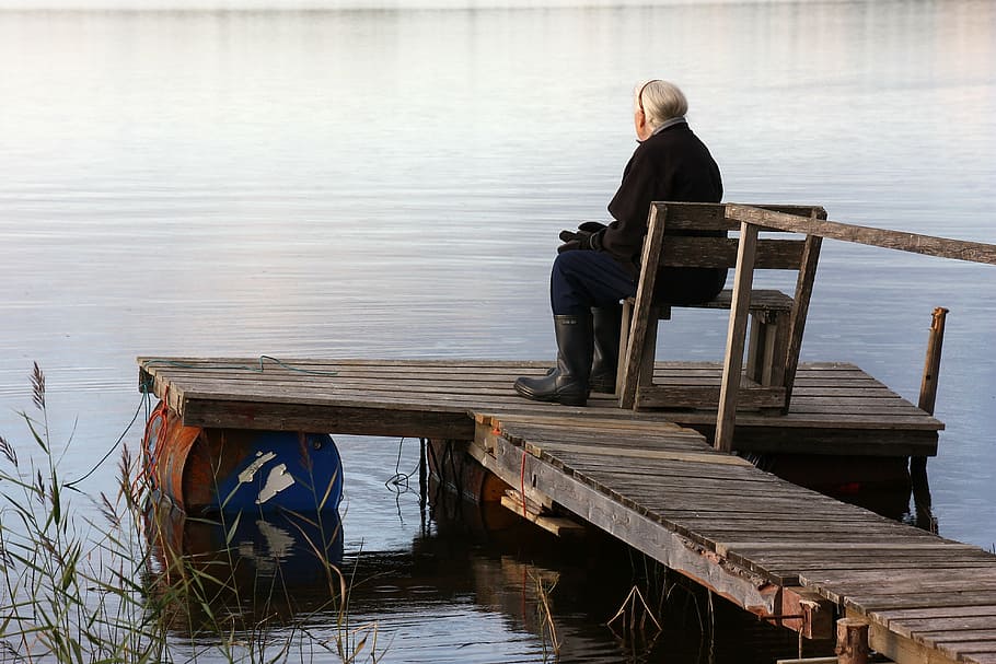 woman, sitting, chair, dock, the mother of, grandma, life experience, age, aged, atmosphere