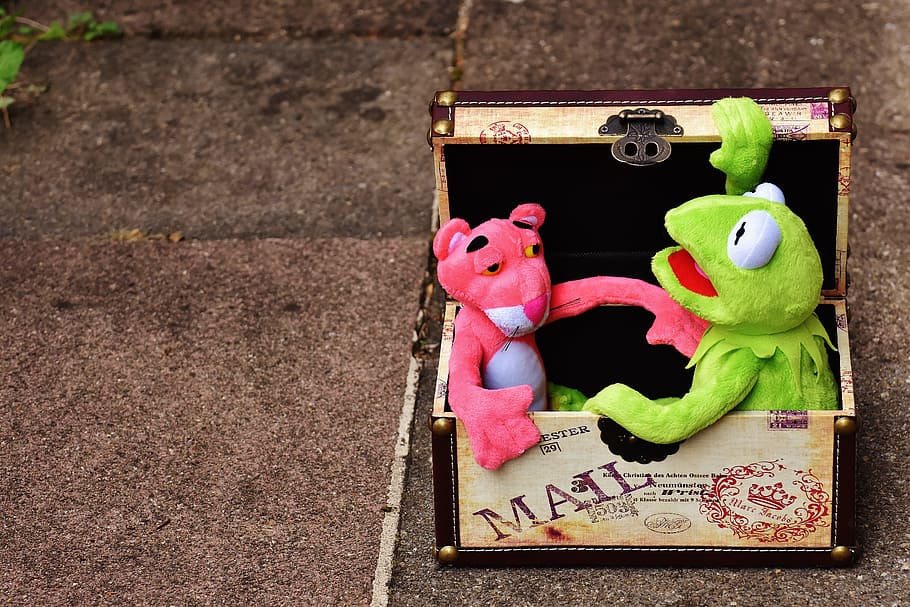 plush toys, kermit, the pink panther, toys, box, chest, suitcase fun, funny, play, stuffed animal