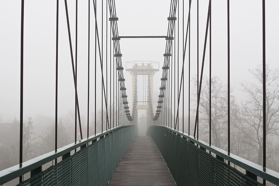 灰色, 橋, 霧の写真, 歩道橋, ロープ, 手すり, 霧, h, 建築, マロポルスカ