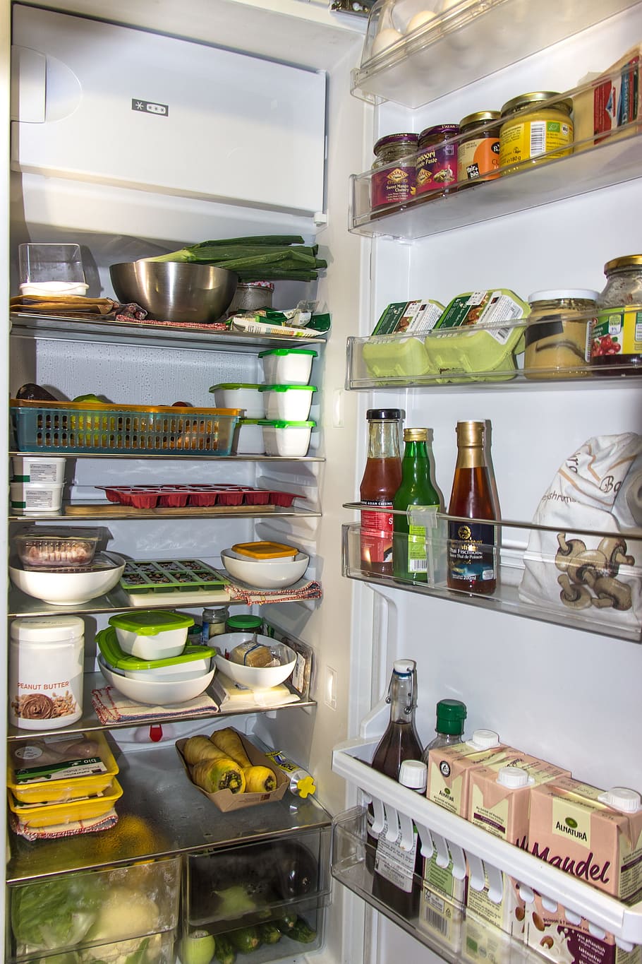 blanco refrigerador de una puerta, refrigerador, nevera, alimentos, frío, cocina, verduras, ingredientes, huevo, hornear
