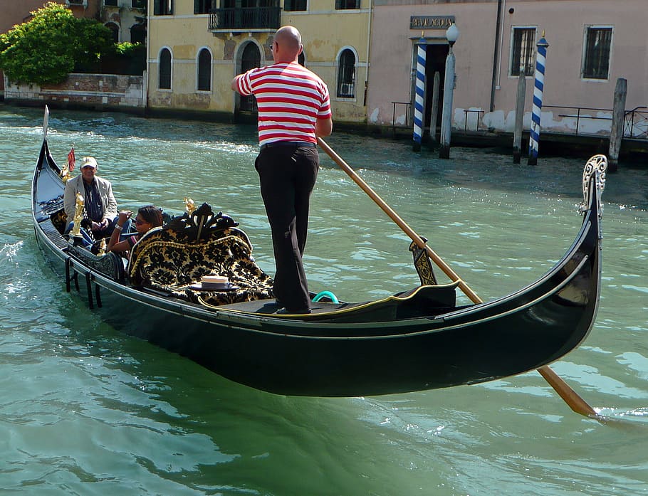 three, people, riding, boat, gondolier, venice, water, romantic, venezia, gondolas