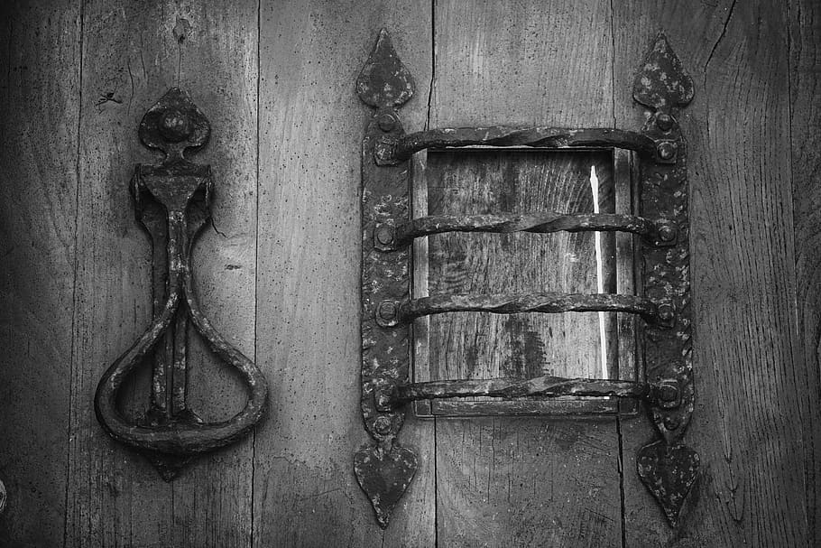 pintu, kayu, tua, hitam dan putih, baja, pegangan, bahan kayu, tidak ada orang, merapatkan, logam