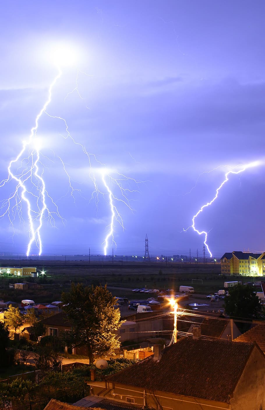 町, 雷雨, 点滅, 雷, 嵐, 光の効果, 電気, ルーマニア, 現在, 電子