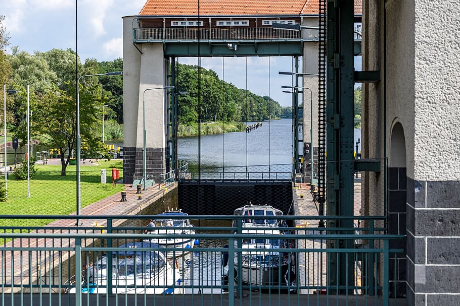 lock, shipping, teltow, the teltow canal, kleinmachnow, the difference in height, water, water basin, historically, architecture