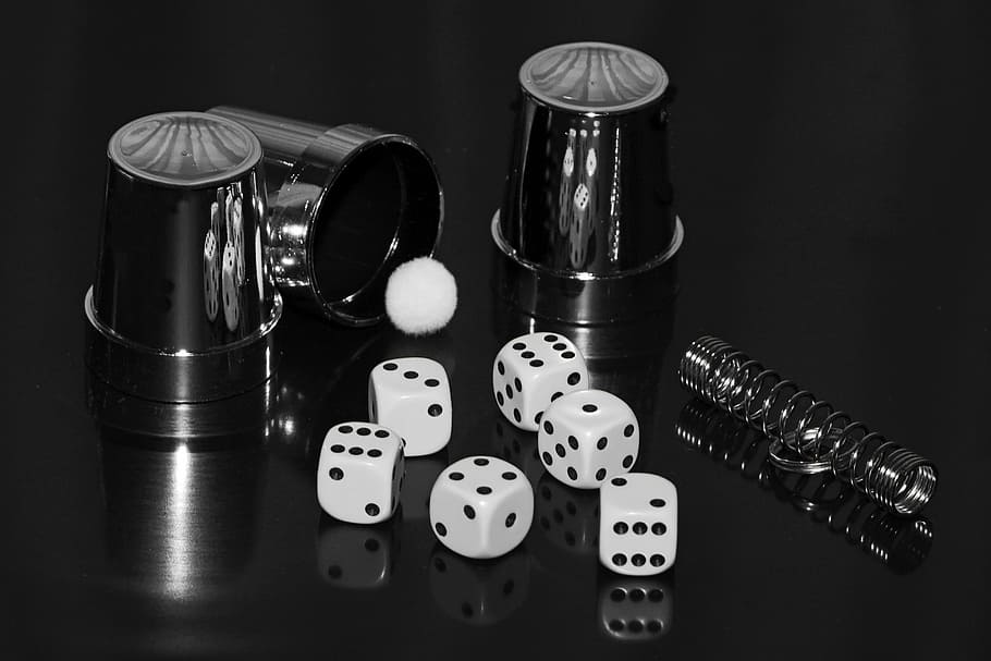 six, white-and-black dice cube toys, cube, hat trick, ball, cup, guess, secret, magic trick, conjure