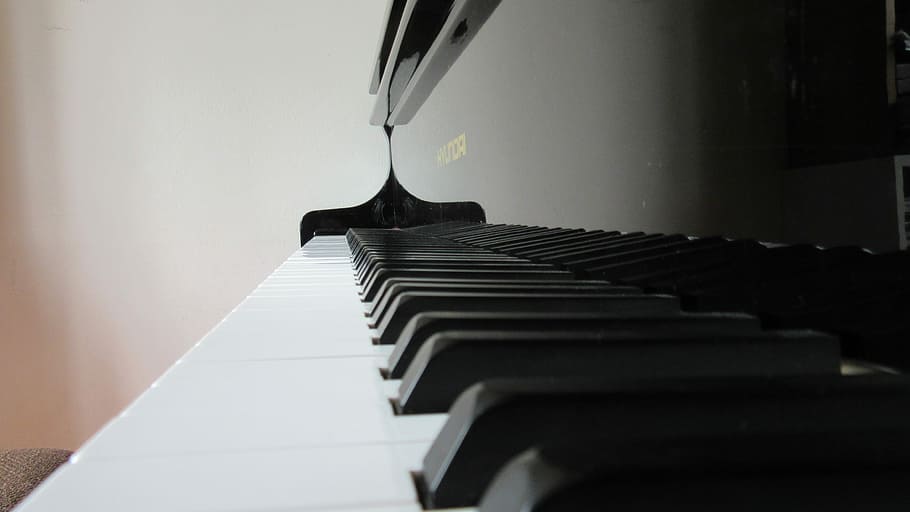 shallow, focus photography, black, white, upright, piano, shallow focus, photography, black and white, upright piano