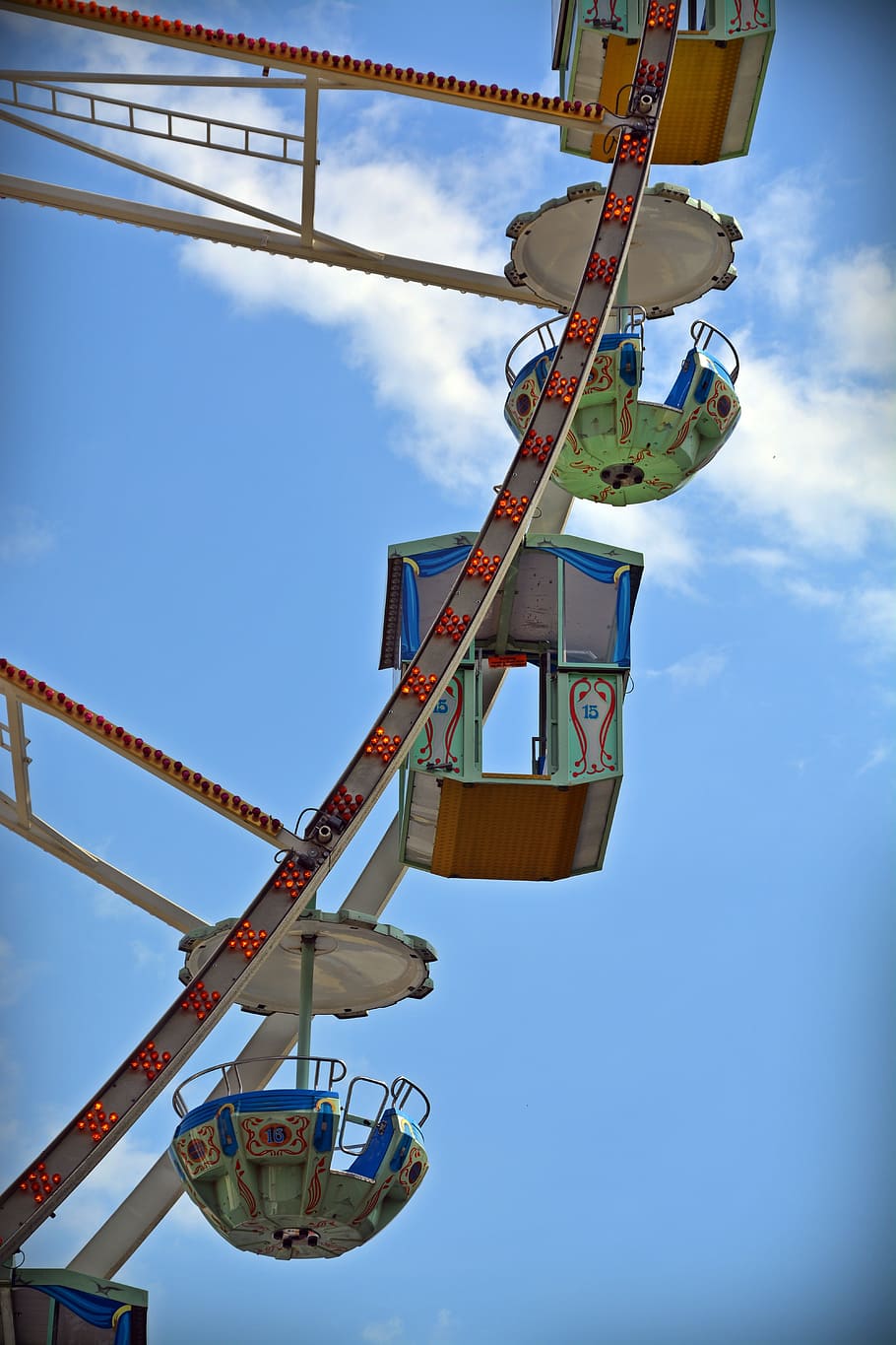 Ferris Wheel, Carousel, Market, year market, folk festival, ride, carnies, hustle and bustle, color, attraction