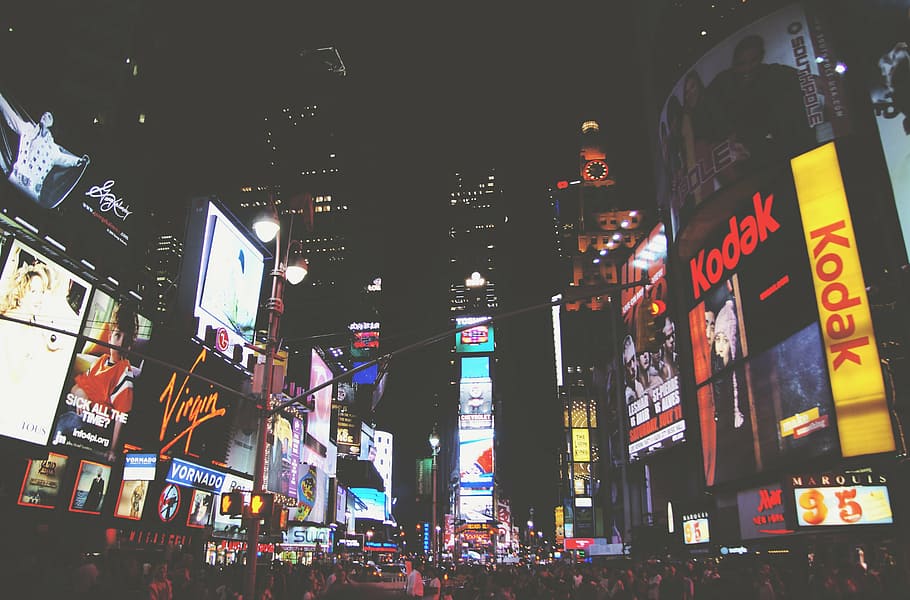 ニューヨーク, ニューヨークタイムスクエア, 夜間, 写真, 多くの建物, 夜, 暗い, 群集, 人々, パーティー