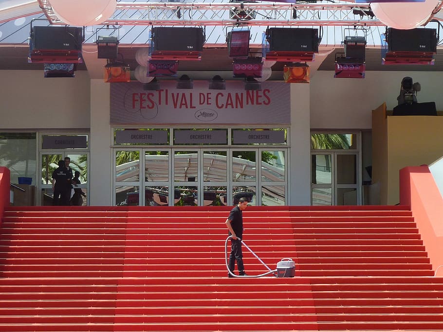 vacuuming, red, Cleaning, Stairs, Cleanliness, Man, person, cannes, palais, film