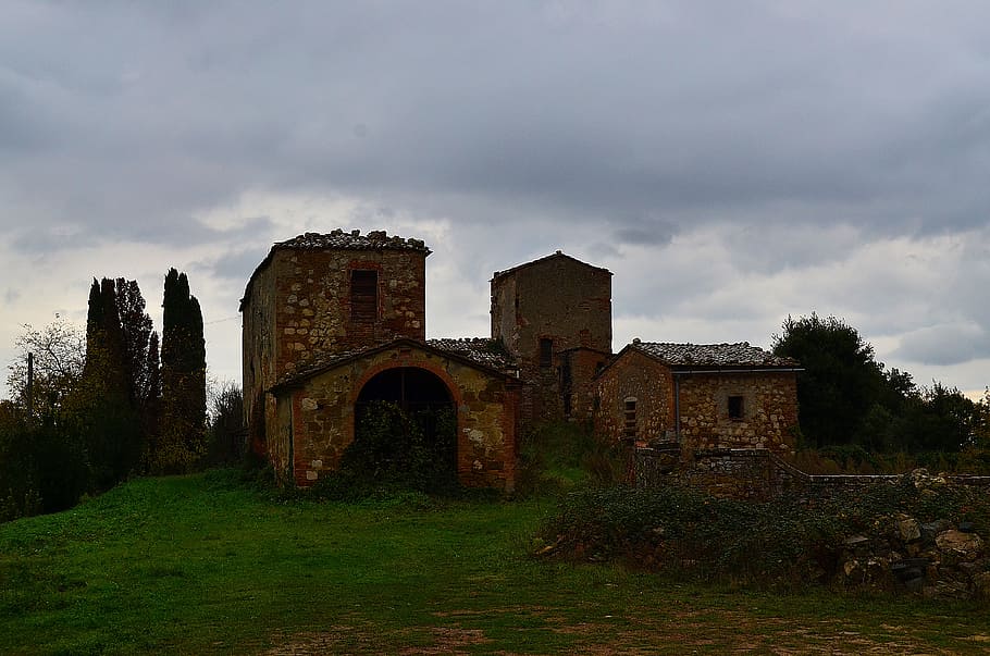 an abandoned, building, tuscany, italy, stone, house, village, tosca, drained, summer