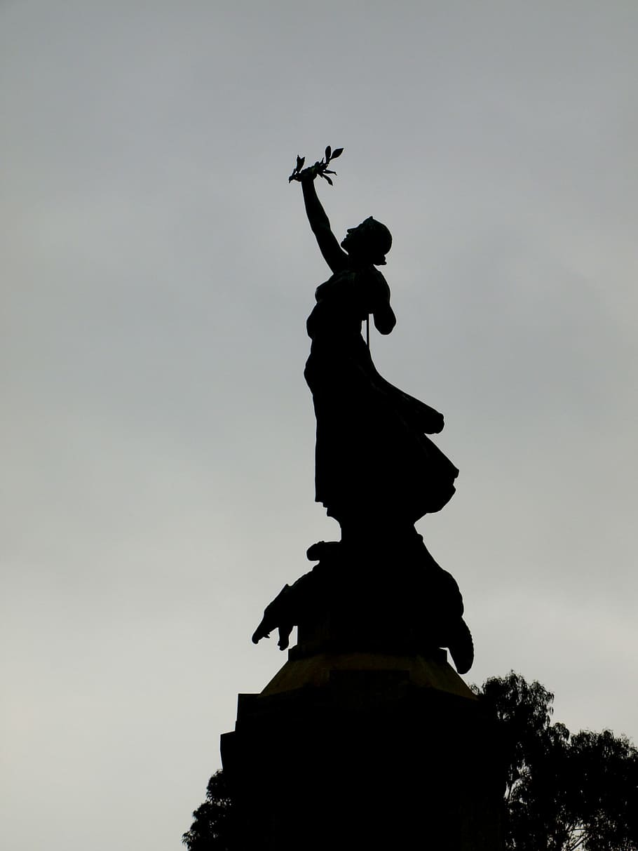 Victoria, triunfo, corona de laurel, silueta, derrota, monumento, estatua, guerra, memorial de guerra, mujer