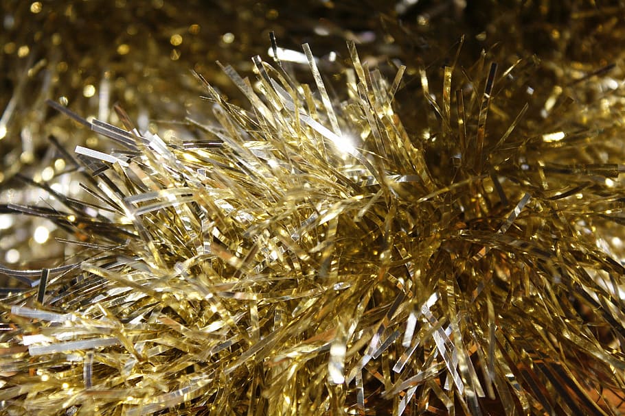 gold garland, tinsel, gold, shiny, texture, spiky, sparkling, glitter, shine, christmas