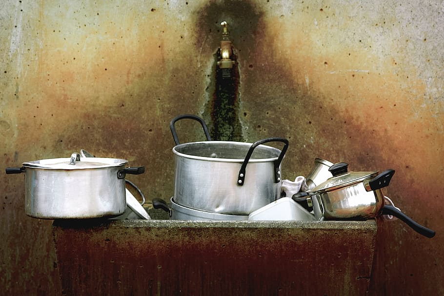 銀のストックポット, シンク, 汚い, 皿, 台所用品, 鍋, 料理, 銀器, 銀, 家庭用機器