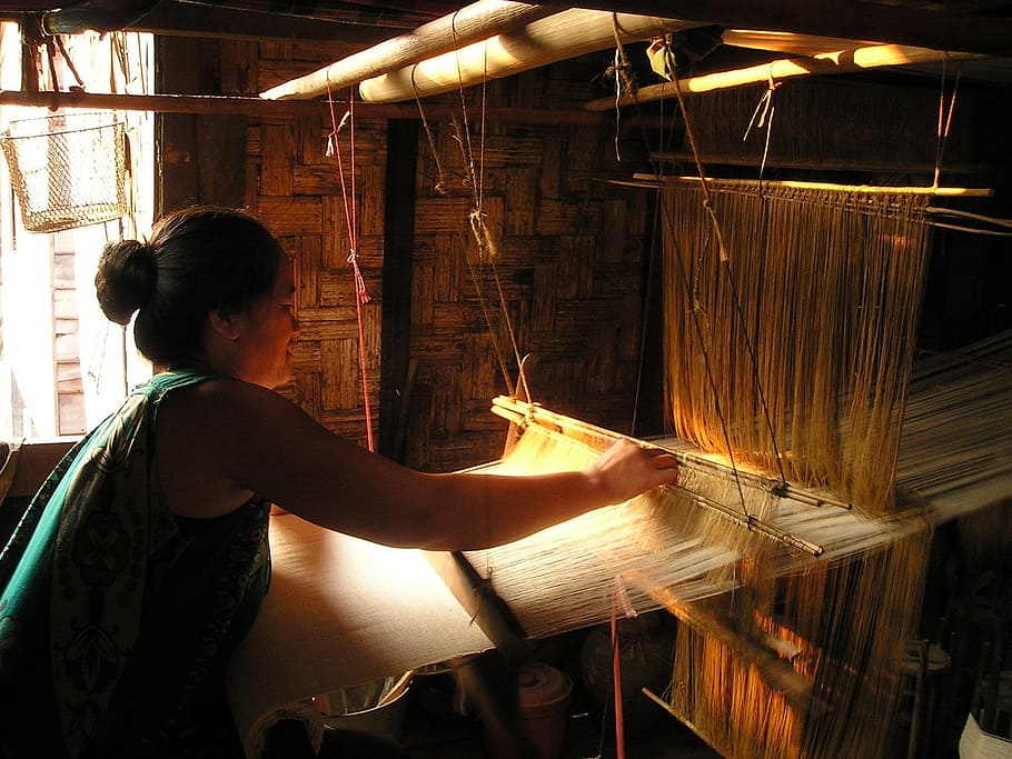wanita menjulang kain, laos, tenun, menenun, kerja tangan, tangan, pekerjaan, tenggara, asia, jadi