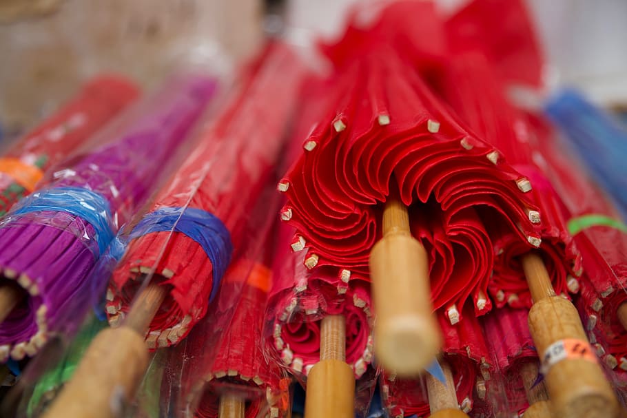 parasol, umbrella, display, chinatown, red, summer, sale, selective focus, art and craft, large group of objects