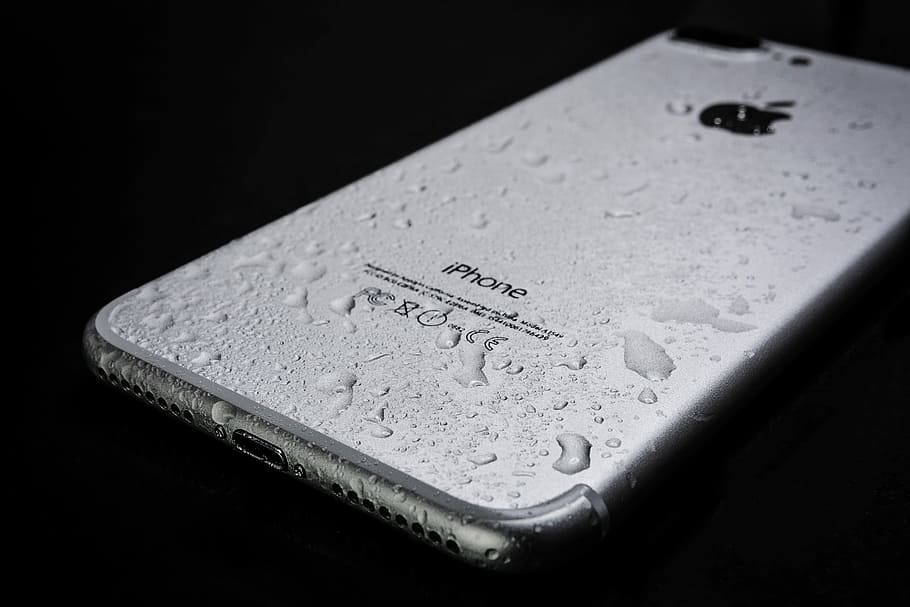 silver iphone 7, plus, gotas de agua, teléfono inteligente mojado, iphone, 7, manzana, agua, gotas, resistente al agua