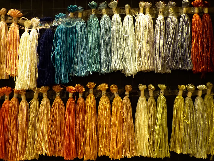 糸, 生糸, 織り, 絹, 抱き合わせ, 色付き, 色, カラフル, 吊り下げ, 小売