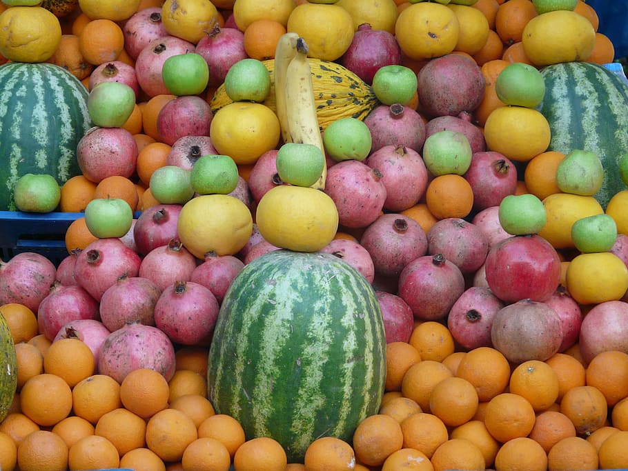 Mercado, frutas, melão, limões, maçã, banen, romãs, laranjas, tangerinas, frutas cítricas