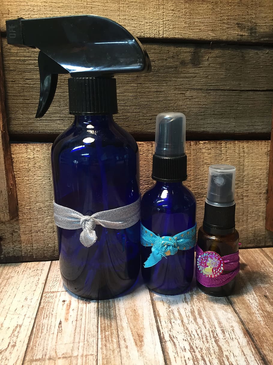 three, glass bottles, wood plank, Essential Oils, Hair, Lice, Spray, Care, lice spray, beauty