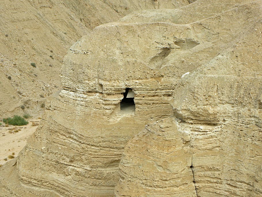 brown rock hole, dead sea scrolls, dead sea, israel, history, qumran, ancient, desert, jewish, old
