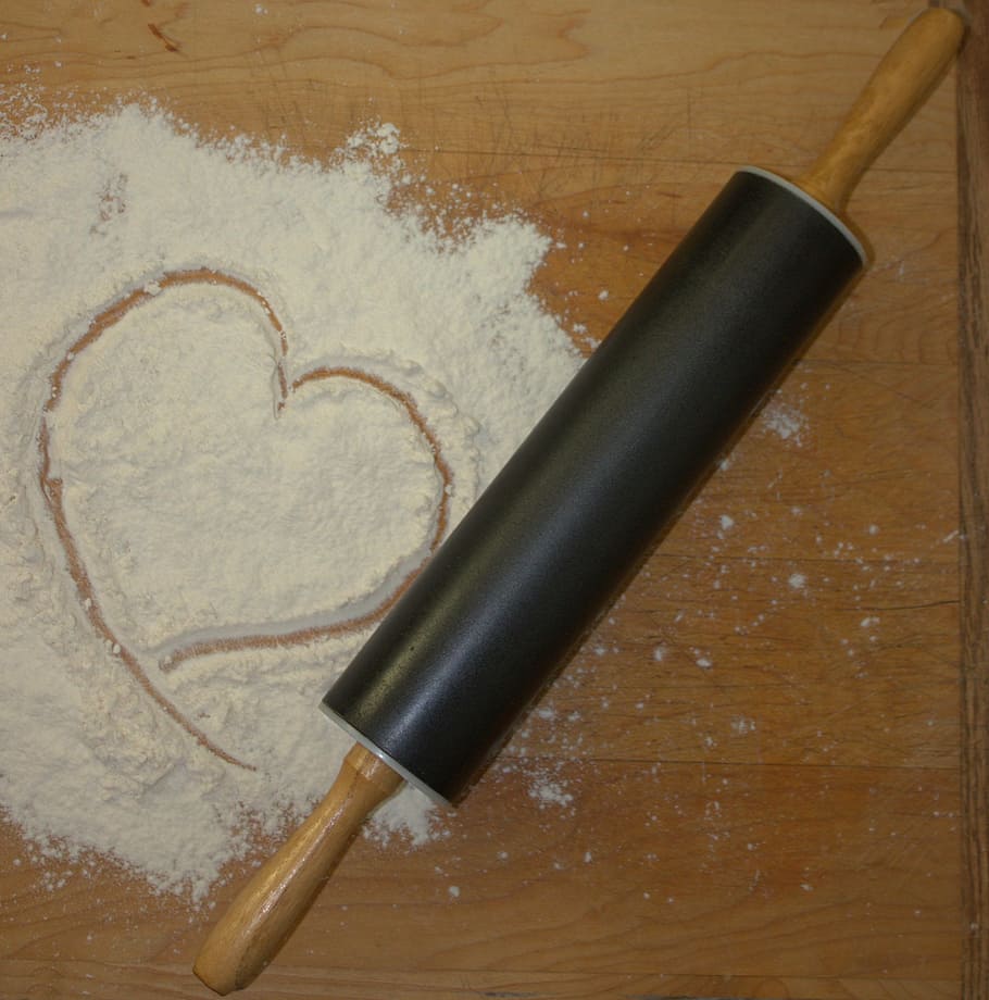 black, brown, rolling, pin, flour, rolling pin, bake, heart, shape, preparation